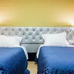 Tulipa Hotel 2*