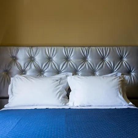 Tulipa Hotel